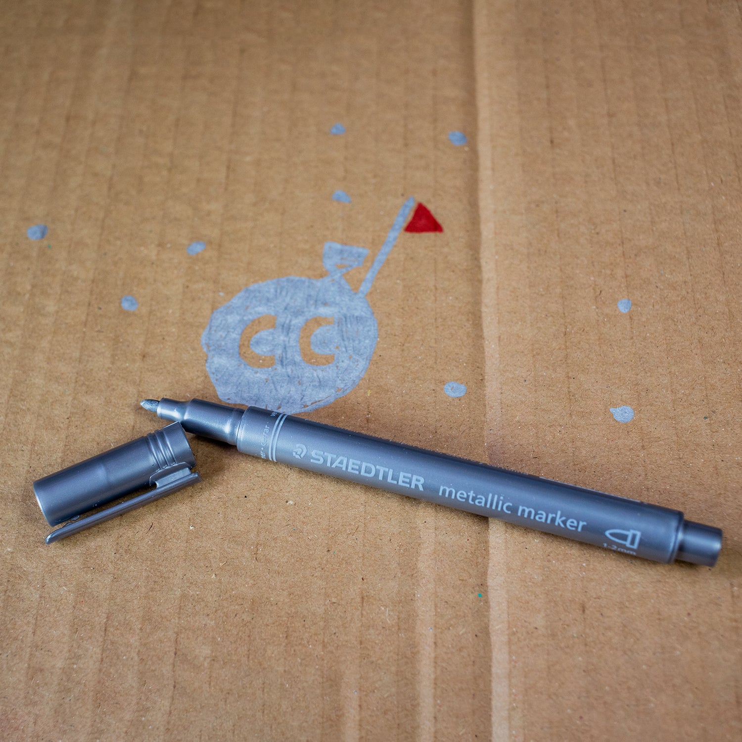 Metallic Marker Silver - ClayClaim